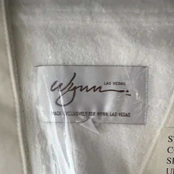 White Robe with Shawl Collar - Picture 3 of 5